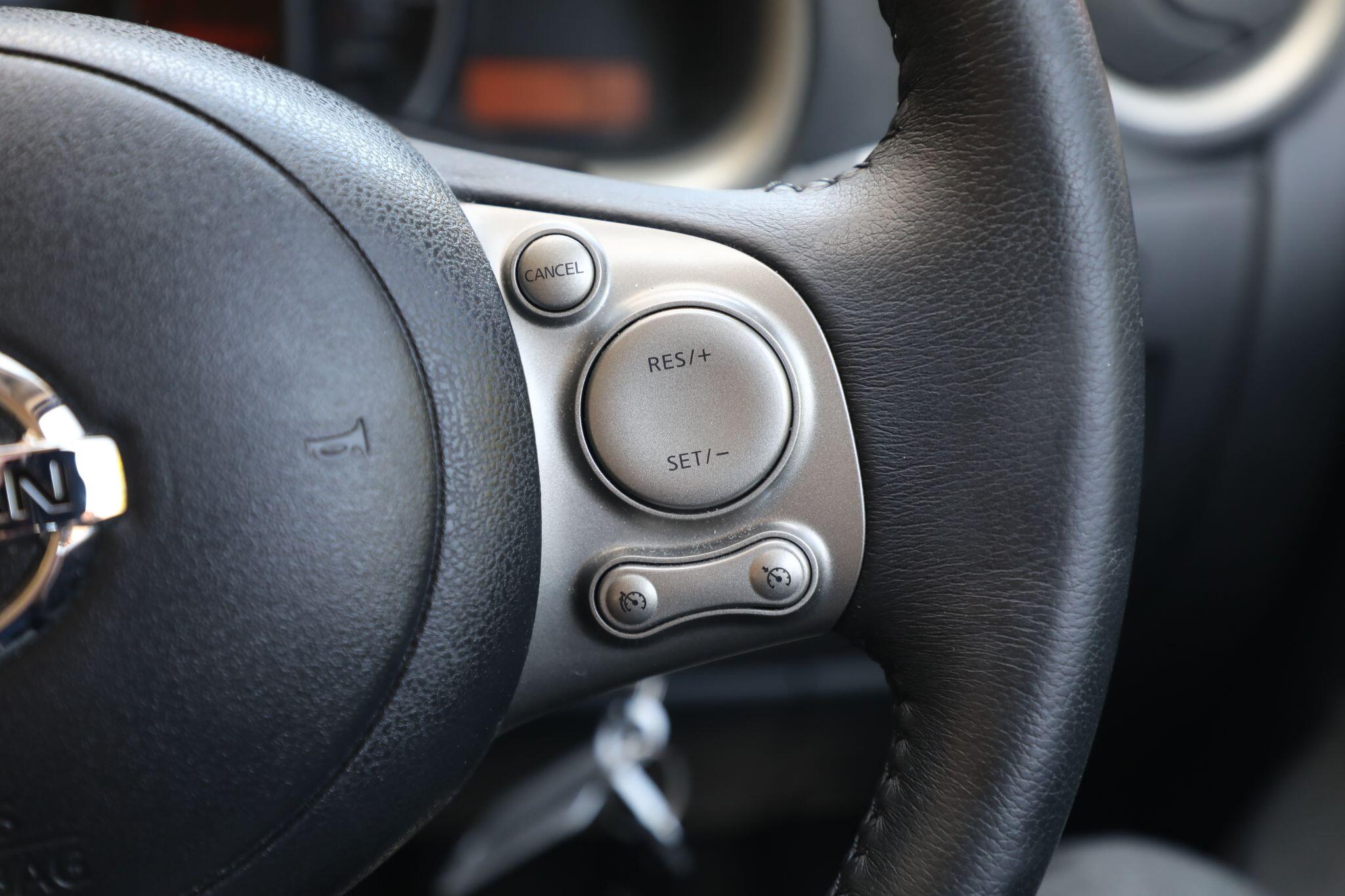 Large vehicle image